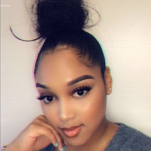 Meet your Posher, Aja